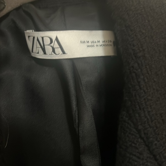 Zara Double Breasted Boucle Blazar - Picture 2 of 5